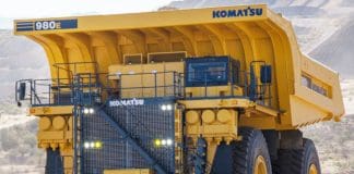 Komatsu goes large