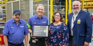 Flender Wins Prestigious Excellence Award from Caterpillar Inc.
