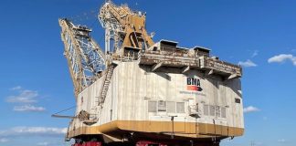 Record-breaking dragline relocation achieved using SPMTs